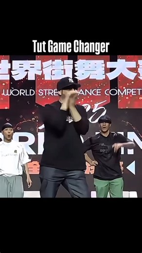 Mr Wiggles Hip Hop Dance Icon on Instagram: "Mr Wiggles Classic 90’s Tut Move."