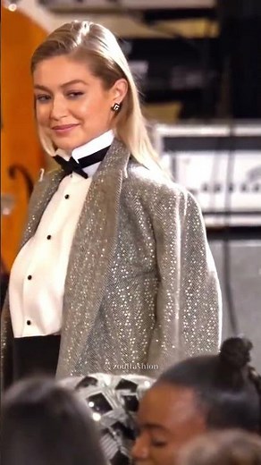 Iconic Gigi Hadid Top Runway Walks ✨ #gigihadid #runway #supermodel