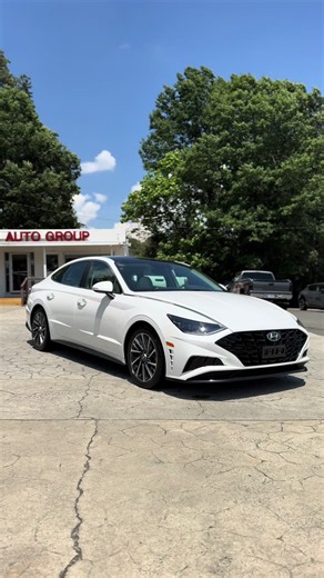 Experience Luxury and Technology with the 2022 Hyundai Sonata