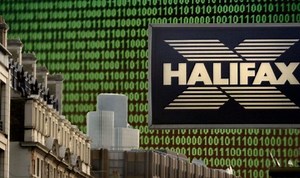 Martin Lewis advises caller who lost £8,000 through a scam