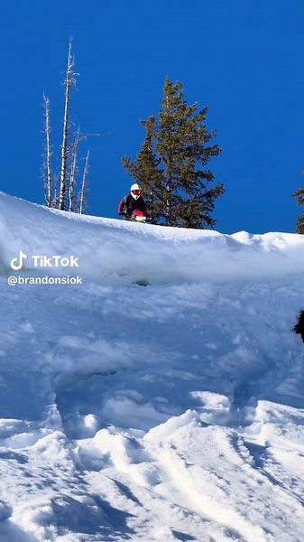 Explore Colorado's Thrilling Snowmobiling Adventures