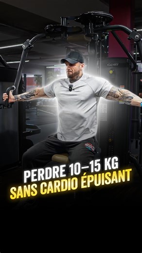 Kenny Privet IFBB PRO Dumbbelldor coaching Sàrl on Instagram: "Tu peux t’entraîner fort… et pourtant ne rien changer à ton physique. C’est là que beaucoup se trompent. Le poids ne fait pas le progrès. Le contrôle, oui. Le temps sous tension, la stabilité, la précision… c’est ça qui réveille enfin un muscle qui stagnait depuis des mois. 💪 Si tu veux vraiment comprendre pourquoi ton corps ne répond plus et comment relancer ta progression intelligemment, je peux te guider pas à pas. 👉 Commente “G