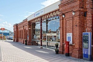 Llandudno railway station - Alchetron, the free social encyclopedia