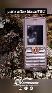 Inolvidable es el Sony Ericsson W200 #sonyericsson #walkman #nostalgia #retro #celularesclasicos #celularesdeantes #recordaresvivir #w200 #walkmanw200 | Retro Celulares & Más