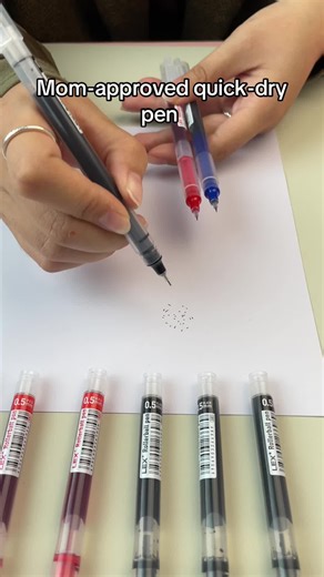 Clean notes.Zero smudge #quickdrypen #quickdry #pens #studytools #smoothwriting #backtoschool