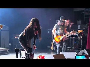 Dorothy Featuring Slash-Tombstone Town(Live) 3/21/25 El Rey Theater