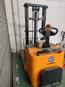 [Hot Item] 2t Mini Electric Powered Reach Forklift Compact Electric Fork Lift for Sale