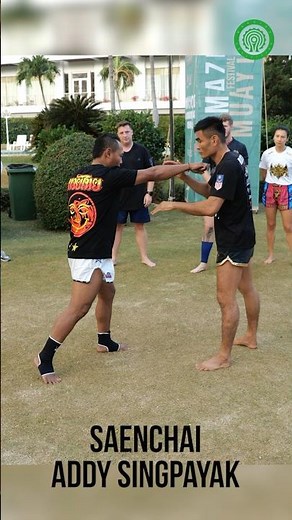 Muay Thai Training with Saenchai - Creating Angles with Elbows
