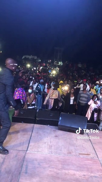 Camela Amoes Me: Huambo é a Banda