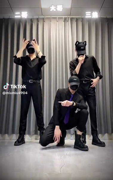 Trendy Dance Challenge: Da Da Da