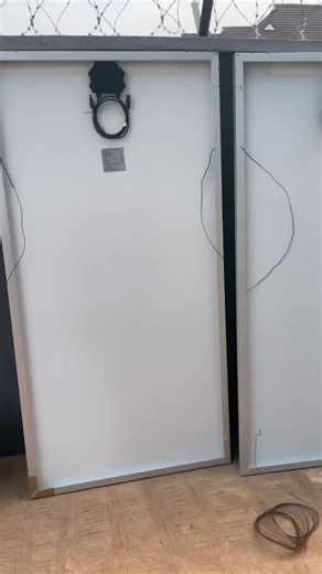 This is a 2.5kva setup integrated with (1) 2.5kva inverter, (4) 450w mono panels, (2) 220Ah turbular battery and a 100a mppt charge controller including some protective devices. This can power your fridge, TV, lights, fans, and other basic appliances to be switched on invtervals to enable you enjoy your set up. You can either go off grid with this or set it up as a back up system, Dm me lets gets it done for you too👻say bye bye to high fuel cost, save yourself more money,#solarisfree