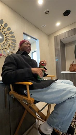 Justin Timberlake Christmas Song - Theragun Holiday Commercial