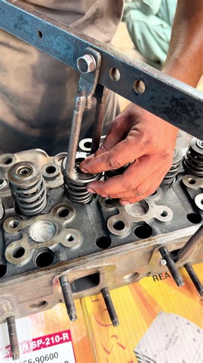 Complete Guide to Diesel Engine Head Valve Lock Fitting