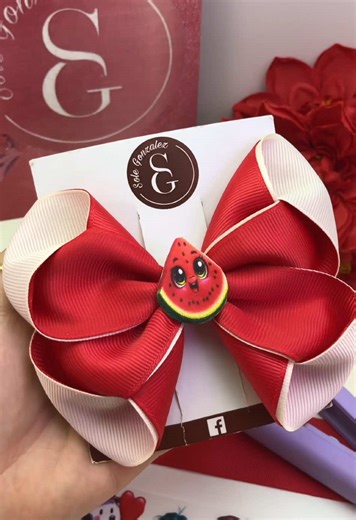 Tutorial de Moños con Cinta: Paso a Paso