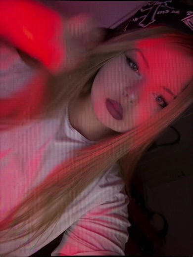 Videoclipuri postate de Andra.xmf (@andra.xmf1) cu original sound - Tom.rmx