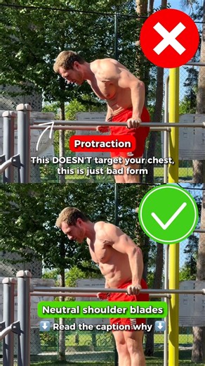 ❌ Protraction in dips