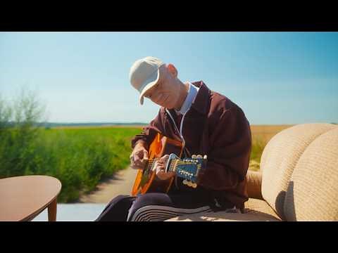 Gaëtan Roussel - Je reste là (Clip officiel)