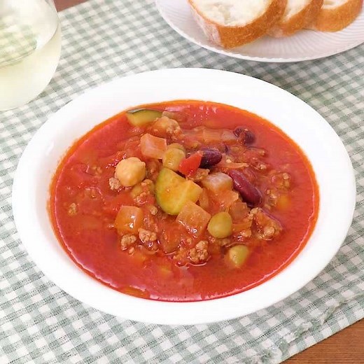 旨味がたっぷり♪ ひき肉と豆のミネストローネのレシピ動画・作り方 | デリッシュキッチン