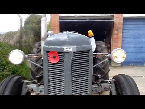 Front Headlights on Ferguson TEF