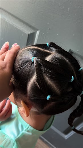 My toddler named this hairstyle “Mermaid Braid” 🩵 I loved how this one turned out! #toddlerhair #toddlerhairstyles #2under3 #toddlergirl #girlmom