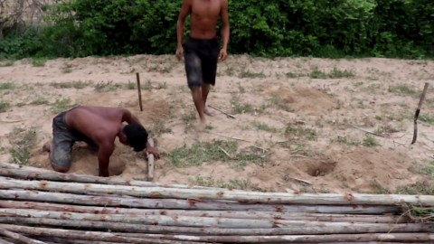 Building a Beautiful Double-Story Mud Villa Using Ancient Skills