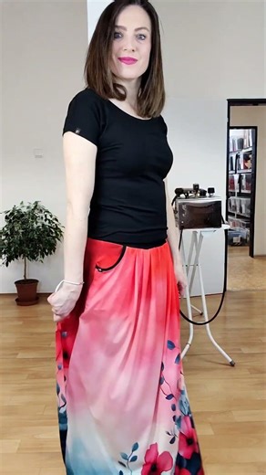 Dlouhá sukně se sklady, která oživí outfit 🌺 modro-červená HELENE