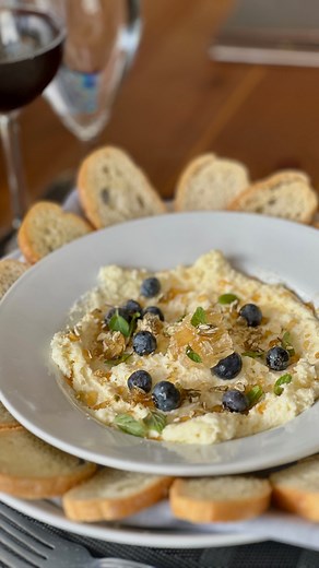 It’s the Blossom & Brie effect. 🐖🐓🫏☺️ | Blossom & Brie