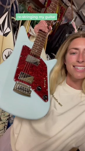 why is re-stringing a guitar so satisfying #fyp #foryou #guitar #howto