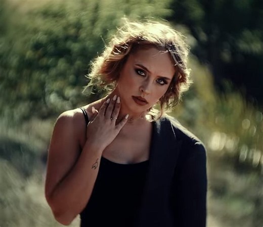 Lomography - When Fashion Meets Bokeh: Luca Del Vigo on the Joseph Petzval 55 Focus-Coupled Bokeh Control Art Lens