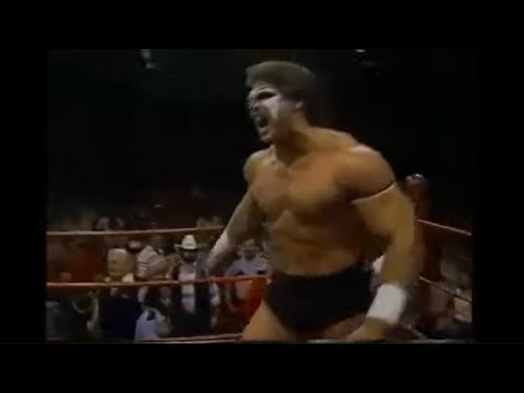 The Dingo Warrior (Ultimate Warrior) VS Ravishing Rick Rude 1986 #ultimatewarrior