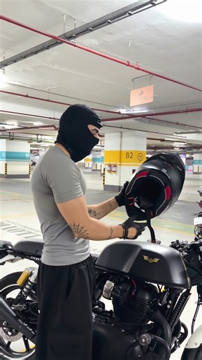 Himanshu | Big guy 💪🏻 . . . . . Biker, bike, Indian, explore, Royal Enfield, fyp, motorcycle, trending, trending reel, bikerboy, flex, bike ride... | Instagram