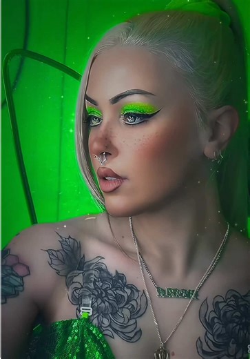 ᴹᵉᵍᵃⁿ (@meganmeltdown)’s videos with Pretty (Sped Up) - MEYY