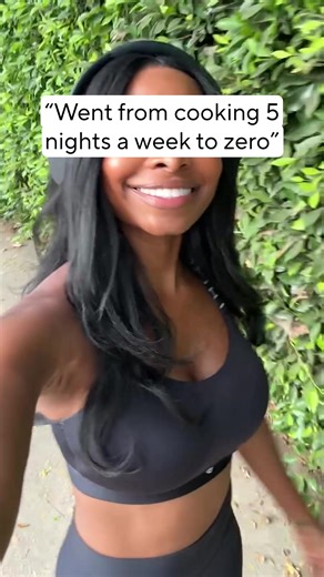 Skip the grocery store, prep and dishes. Get meals from award-winning chefs delivered weekly to your door. | CookUnity