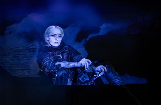 Faroese singer Eivør returns to Australia in 2026 with special guest Sylvaine (solo) - The AU Review