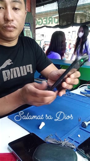 "TO GOD BE THE HIGHEST GLORY" yesterday's Repair❤️😍😍 iphone 11 🍎🍎two pcs LCD done Repair Cate's iPhone & More Valencia pinakabarato nga iphone,🍎🍎🥰 5 pcs android phone📱📱📱📱📱 Salamat sa pag salig mga kaayos Salamat sa Dios ❤️❤️😍😍🥰🥰 09537605876 | Jessie IFix