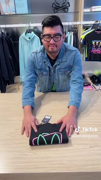 How to Fold a Shirt: Bunny Fold Tutorial