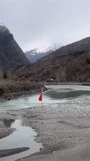 Two rivers, one soul — pure magic at the Sangam 💙” #Chandrabhaga #lahaulvalley #himachalpradesh……..