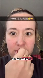 Uhmm Sarah you did not just say that💀 #learnspanish #languagelearning #lingotok #hustle99