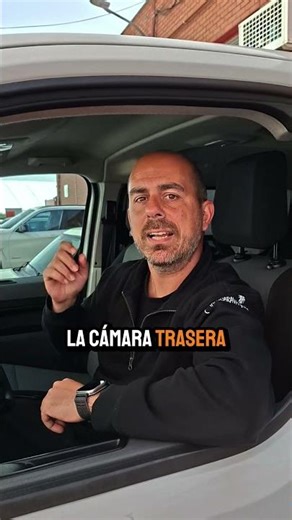 Screen and Camera in Citroen Jumpy - Tamscar Audio
