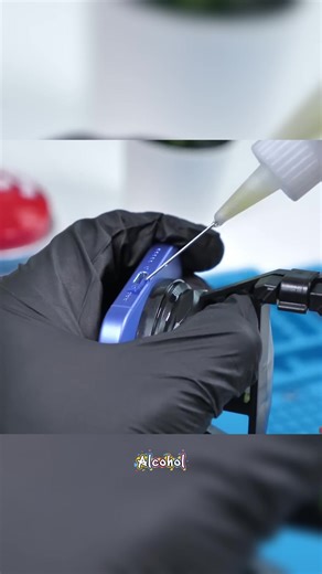 iPhone 16 Has a Repair Problem 😬 #iPhone16 #Tech #repairability #UKTech #fyp Credit: @Phone repair guru📱