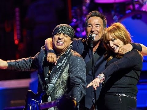 Complete final / Final completo - Bruce Springsteen Donostia 2016 - Parte 1