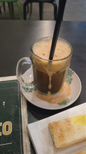 【JBグルメ】地元で大人気！Kopilocoのカヤトーストと絶品コピ 🇲🇾