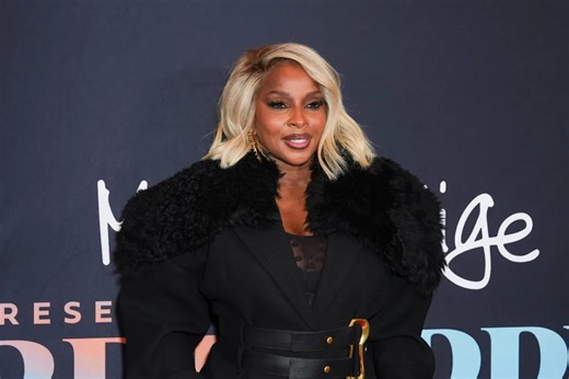 Mary J. Blige, Hozier, Paul Simon, Elvis Costello & More to Play 2026 Love Rocks NYC Benefit