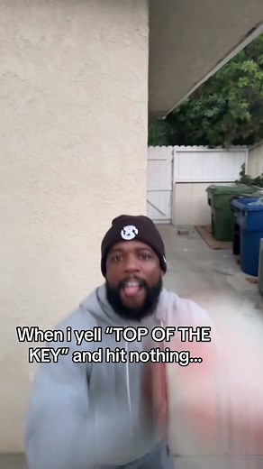 Perfecting Your Jump Shot: Tips and Tricks for Basketball Players