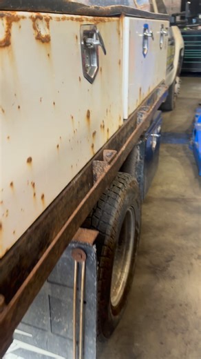 DPF so clogged truck could not run. Disconnected the flange at DPF so it could breathe enough to pull in to the shop. Sounds pretty sweet! #diesellabs #diesellaboratories #dieseltrucks #dieseltechs #dieseltechnicians #duramax #cummins #powerstroke #ford #gmc #chevy #ram #enginebuilder #enginebuilding #machineshop | Diesel Laboratories