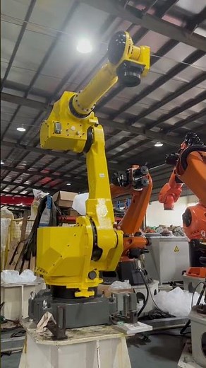 Fanuc M-710iC/50 robot.#robotics #robotarm #industrialrobot #manipulator #automation
