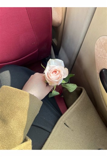 ‏كبرنا وفهمنا ان لقاء الاصدقاء احتياج وليس رفاهية🤎🦋🥹#CapCut