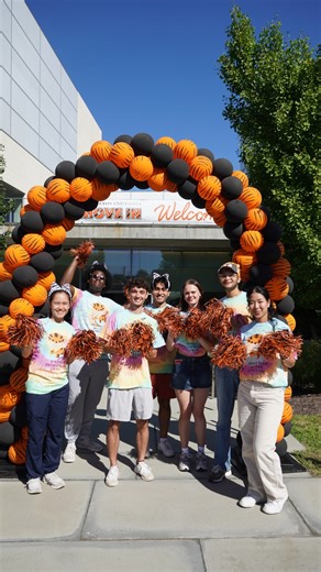 86K views · 954 reactions |  Welcoming Princeton's Great Class of 2029 to campus on move-in day!  | Princeton University | Facebook