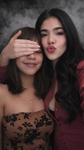 celebrity covering eyes photo trend. how to make celebrity cover eyes ai photo. famous person covering your eyes trend tutorial. ai photo with celebrity covering eyes. how to create celebrity hands over eyes edit. gemini ai celebrity photo tutorial. chatgpt celebrity covering eyes prompt. famous covering eyes instagram trend. ai generated celebrity photo trend. how to make ai photo with famous person. celebrity hands on face photo edit. trending ai celebrity photo tutorial. how to use gemini for