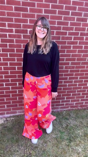 Ooh wee! Did you grab the new Paige Palazzo & Wide Leg Pants Pattern yet? It's fabulous!